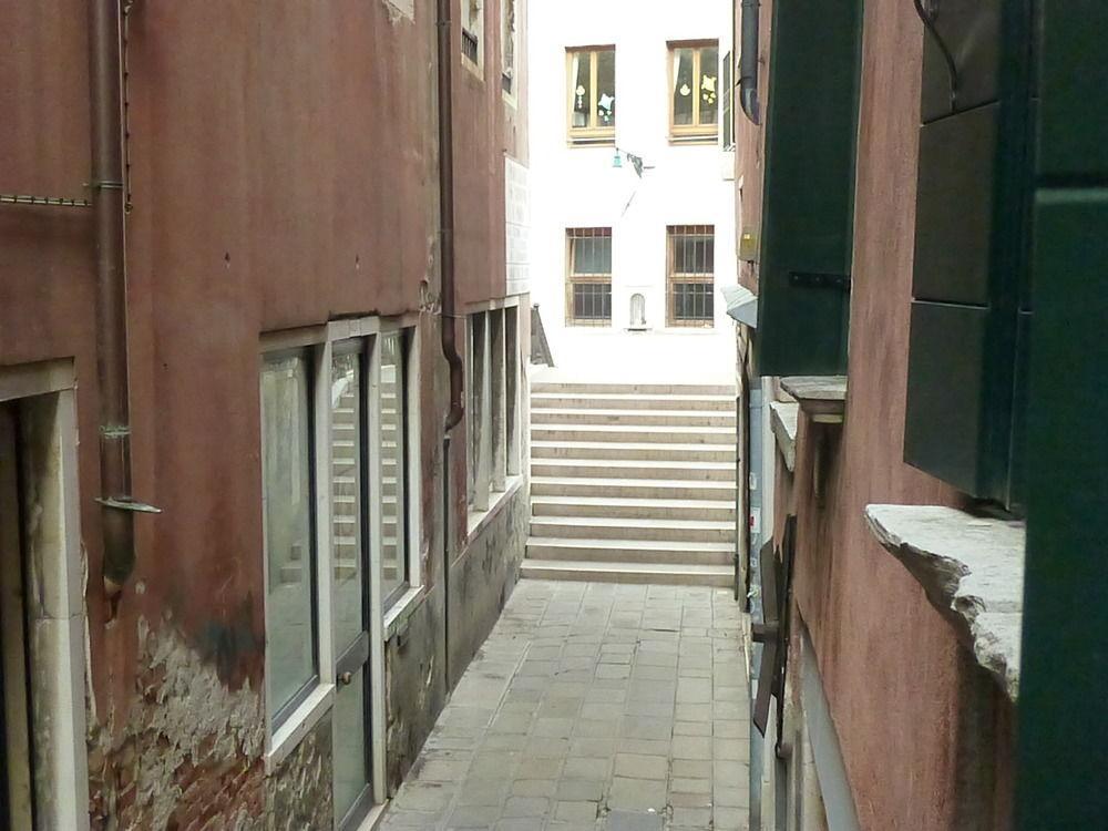 Venice Rainbow Apartment San Marco Εξωτερικό φωτογραφία