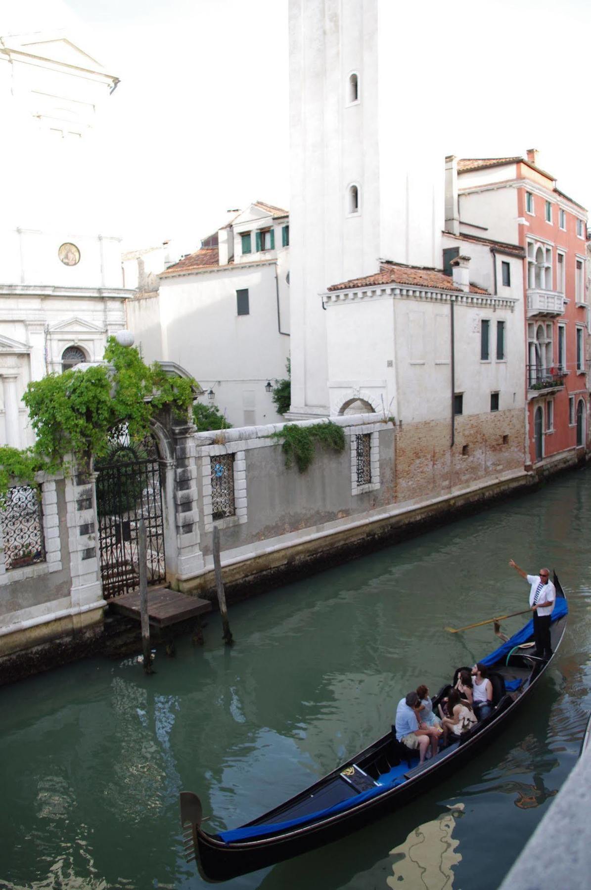 Venice Rainbow Apartment San Marco Εξωτερικό φωτογραφία